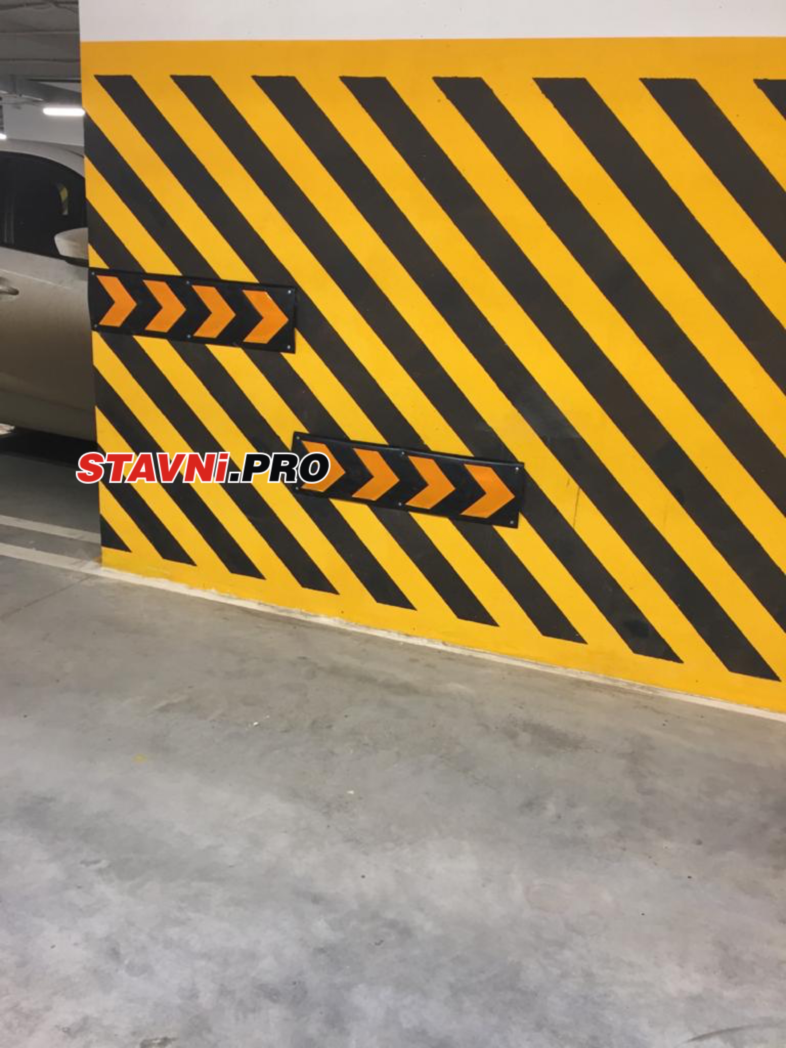 Защитная накладка на стену паркинга